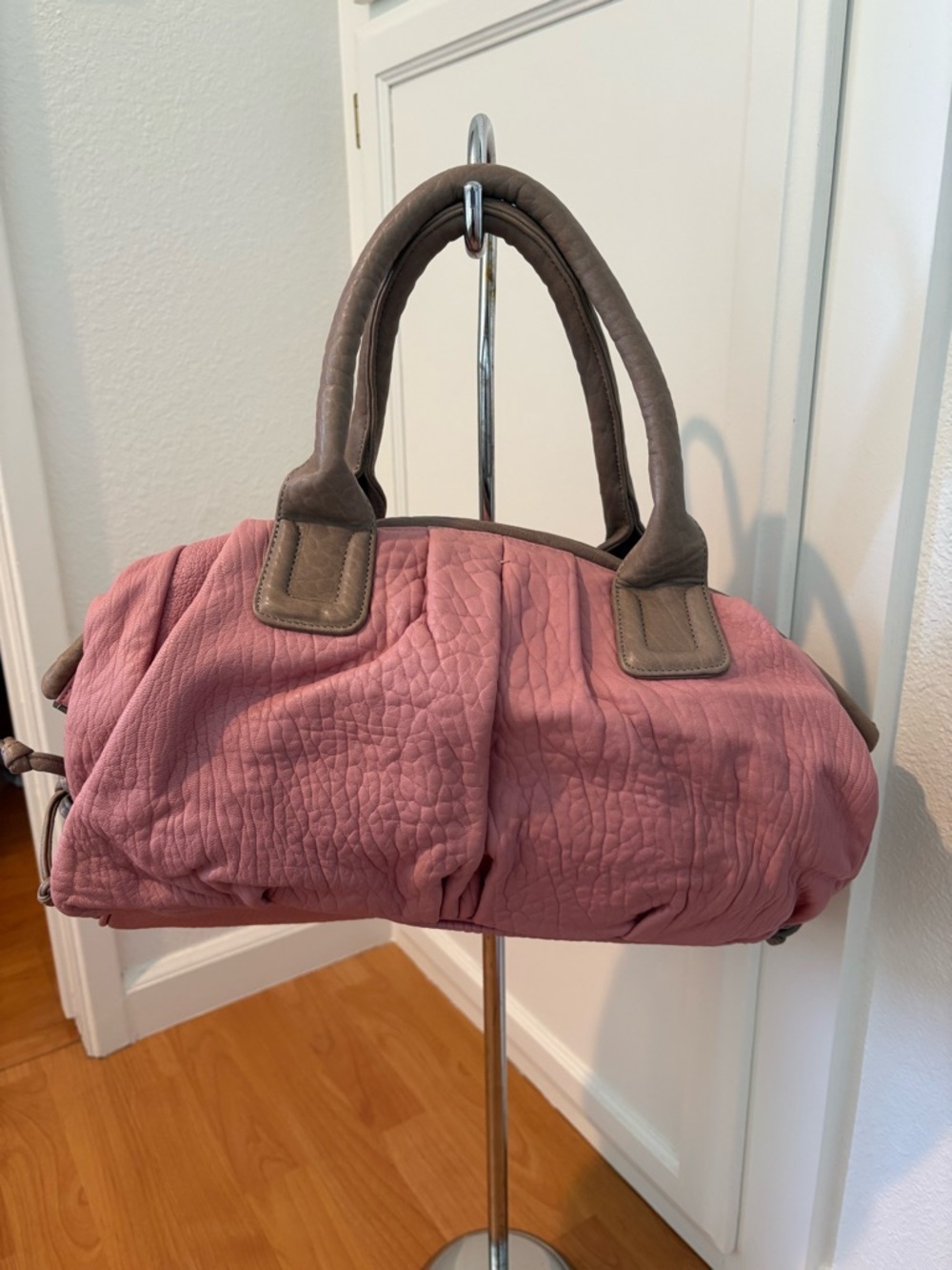 Dusty Pink Leather Hobo Handbag with Contrasting Taupe Handles